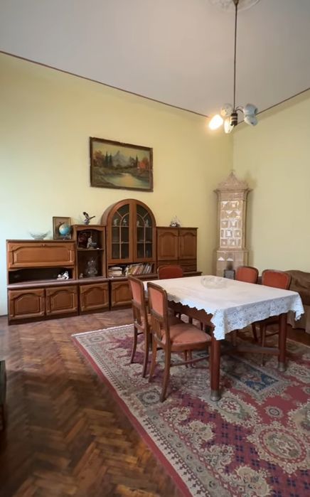 Închiriez apartament 3 camere,Central,Palatul Szántay