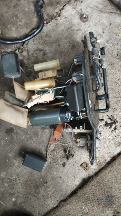 Бензонасос в сборе