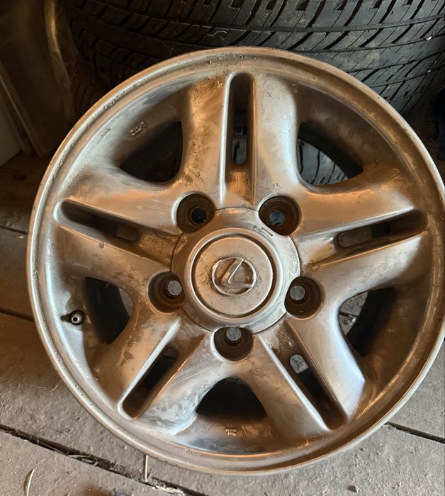 Продам диски на Лексус LX470