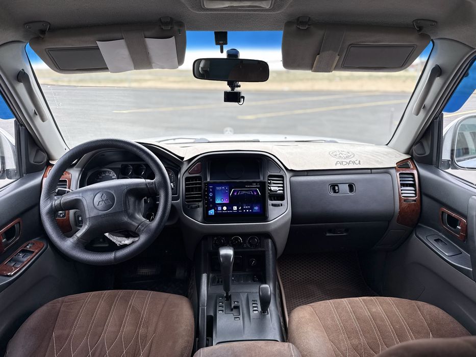 Mitsubishi Pajero 3