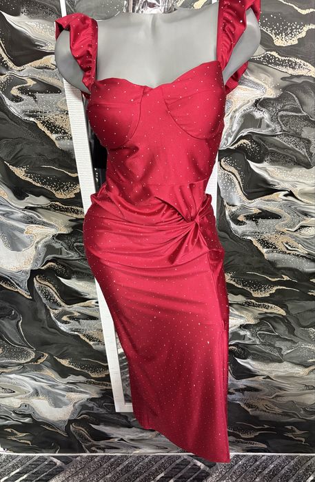 Rochie cu pietre  lunga