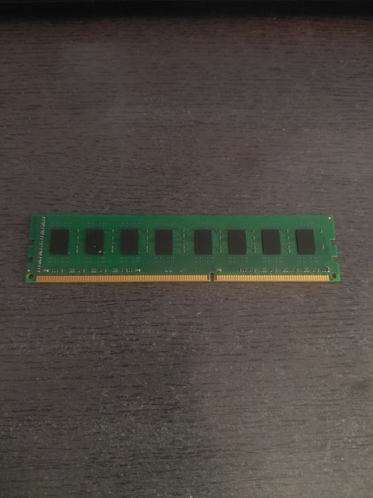 Memorie RAM DDR3 8GB
