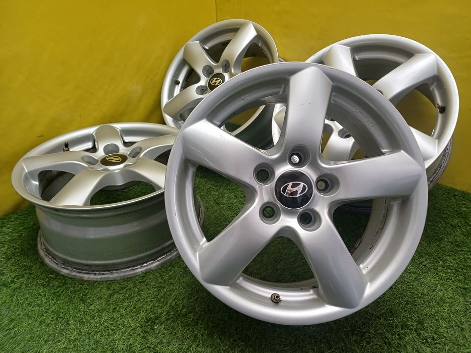 Диски R16 5x114.3 на Hyundai и другие.
