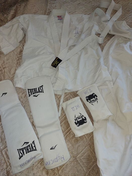 Кимоно возраст 7,8 лет