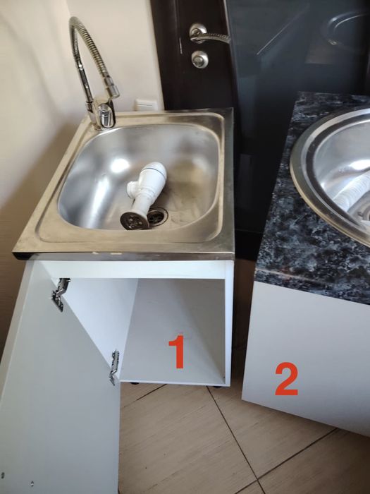 Продам кухонные тумбы мойки
