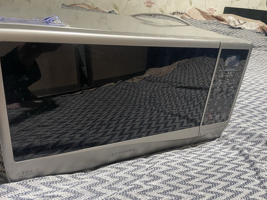 Микроволновка samsung продам
