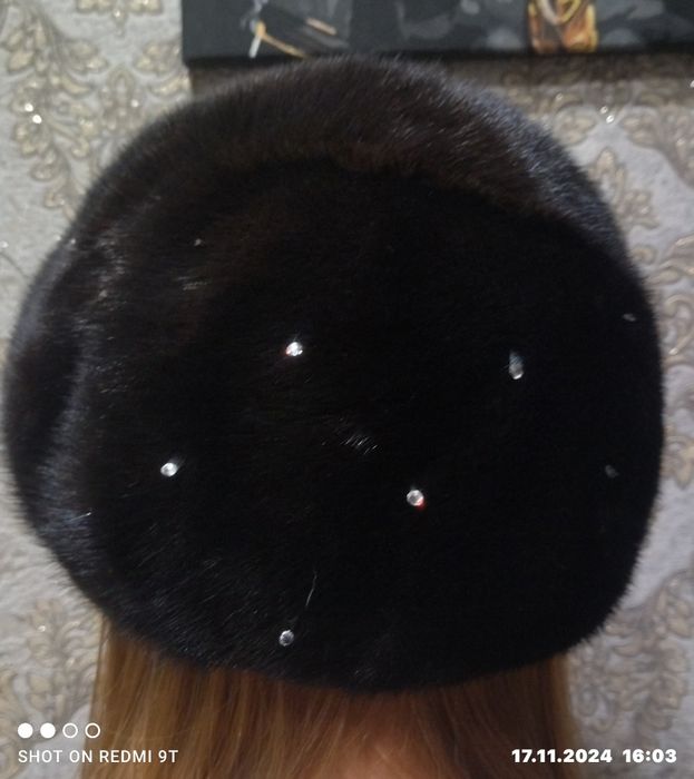 Продам берет из норки