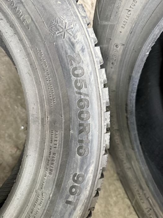 205/60/R16 две резины