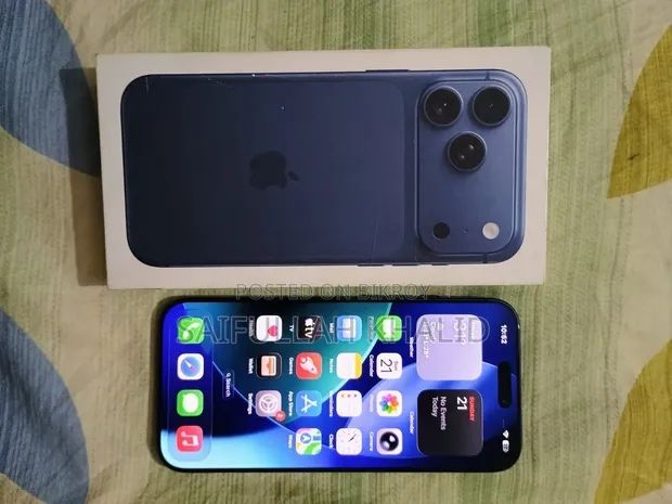 IPhone 17 pro max 512g батарея 98%