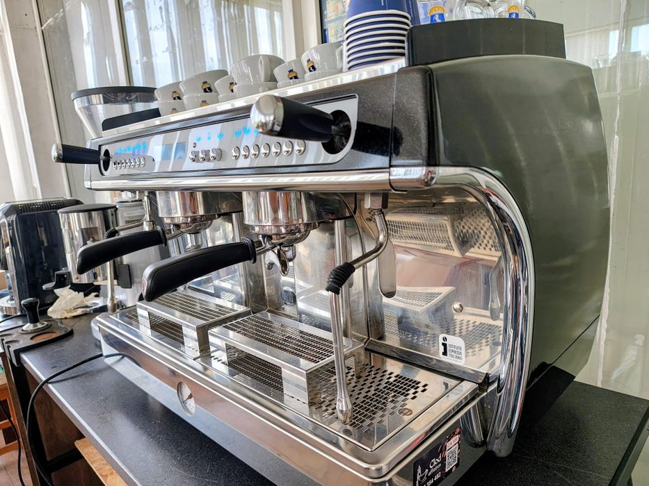 Expresor profesional de cafea Astoria 2022