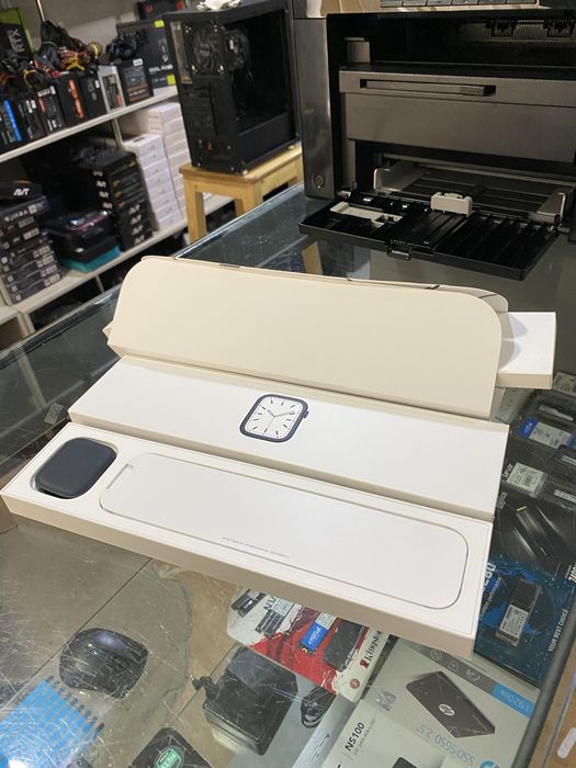 iWatch 7 45mm qora rang