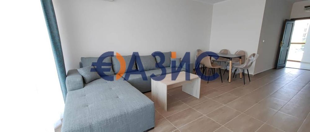 Продава се Тристаен апартамент в Свети Влас - 117 кв.м за 1504 €/кв.м - Снимка #2