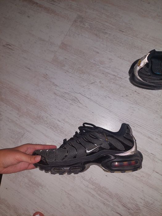 Маратонки Nike TN