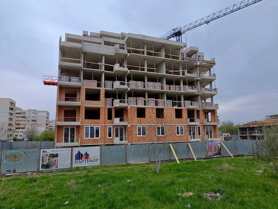 тристаен апартамент в кв. Левски В ново строителство