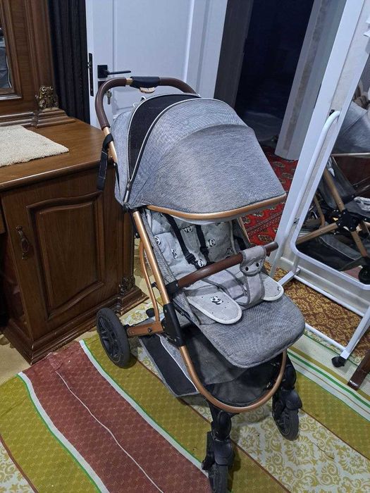 Коляска детская сотилади