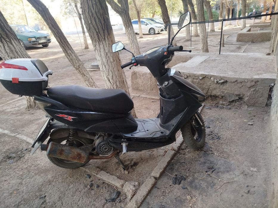 Продаю скутер 45 кубов