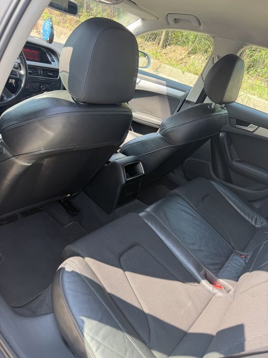 Vand Audi A4 B8 2011 Negociabil