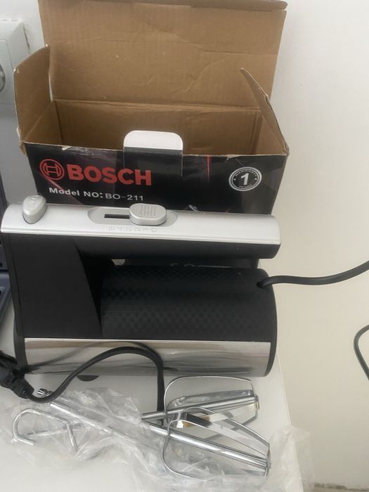 Продам миксер электрический