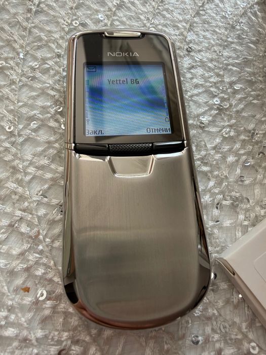 Nokia 8800 чисто нова