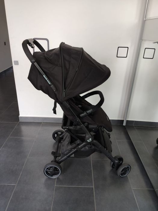 Cărucior Maxi Cosi Lara