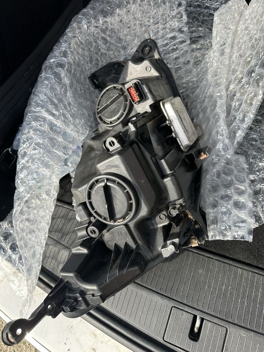 Фарове Опел Астра  J Би Ксенон DRL AFL завиващи