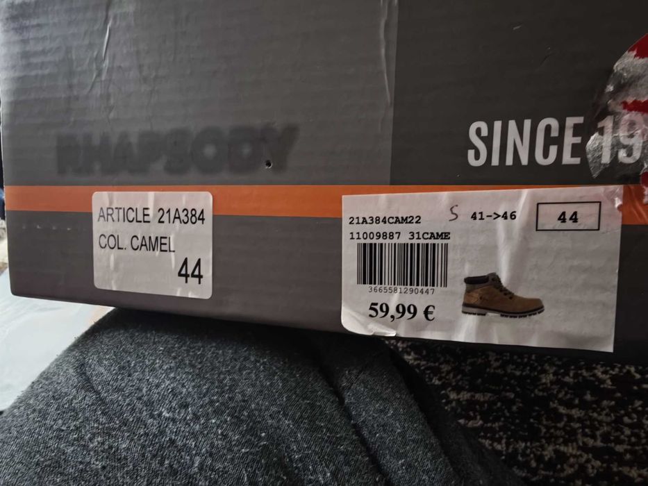 Bocanci noi de iarna Rhapsody 44