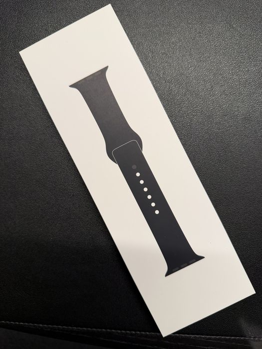 Нова, запечатана оригинална каишка Apple Watch Sport Band