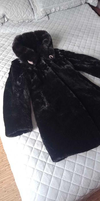 Женская шуба из мутона