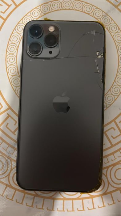 АЙФОН 11про 64гб