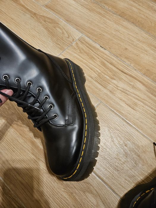 Dr. Martens Jadon