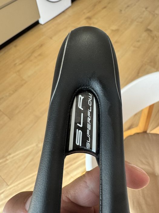 Selle italia SLR superflow carbon 143mm