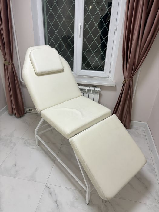 Продается кушетка