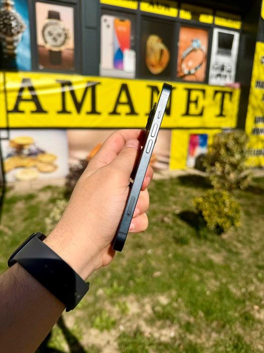 iPhone 13 / 128GB / Midnight / Baterie 100% - NOU