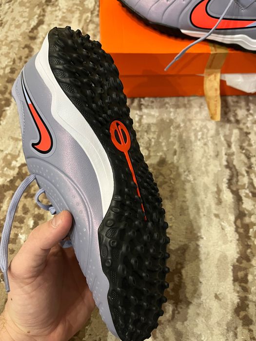 Стоножки Nike Tiempo TF