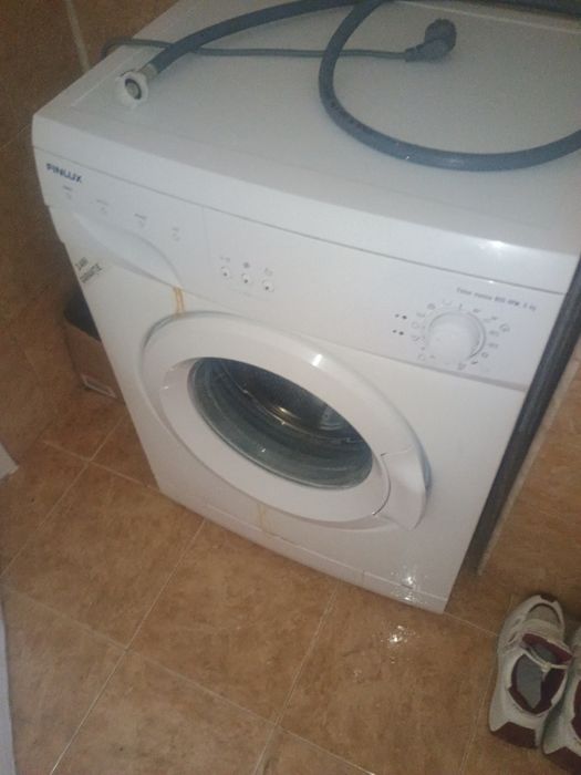 Mașină de spălat rufe