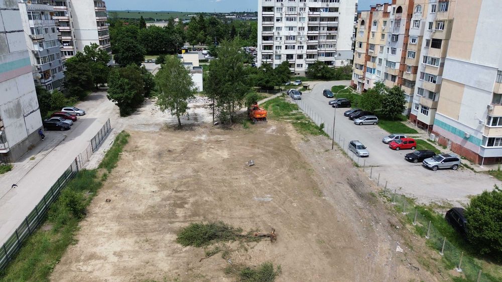 Продава се Двустаен апартамент в Търговище, Запад 3 - 64 кв.м за 936 €/кв.м - Снимка #12