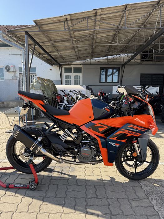KTM RC 125 NU ( yzf , cbr , aprilia )