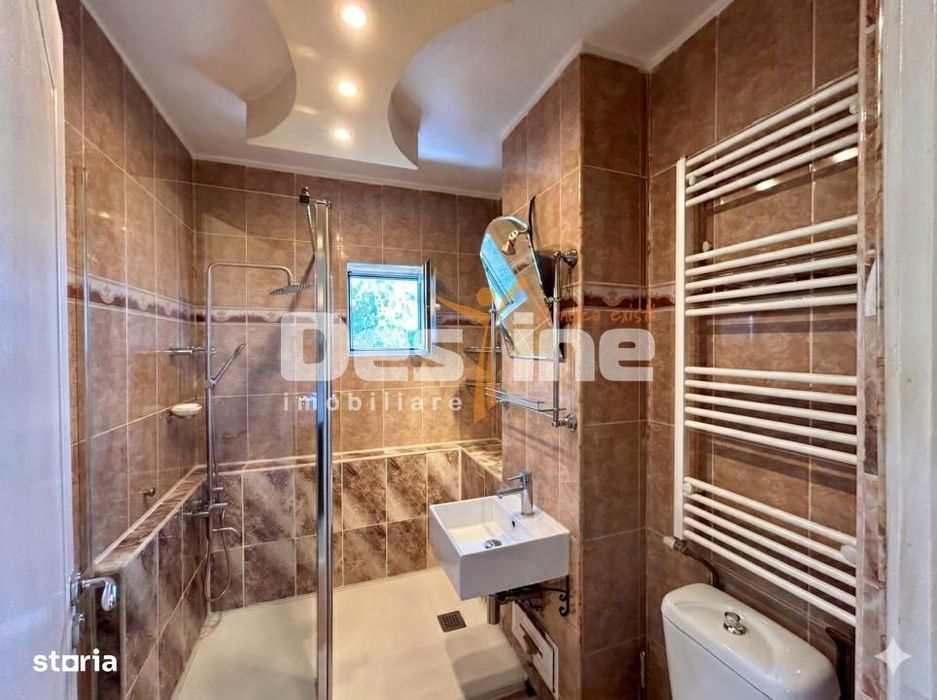 Apartament 3 camere, 2 bai, centrala proprie, Bd. Bucuresti, Ploiesti