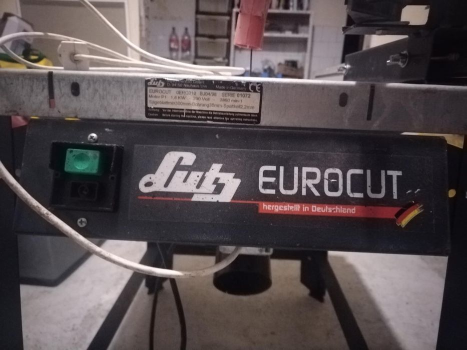 Голям немски стационарен циркуляр с режещ диск Ф 315мм
Височина на ряз