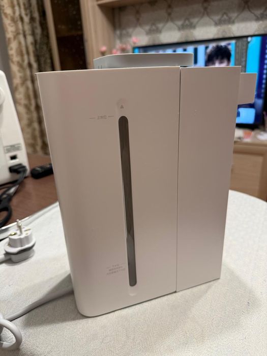 Термопот новый в упаковке