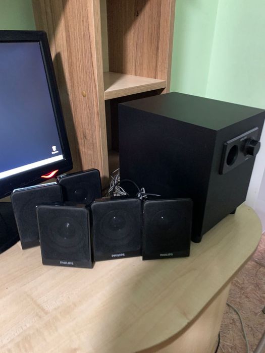 Продам компьютер и компьютерный стол