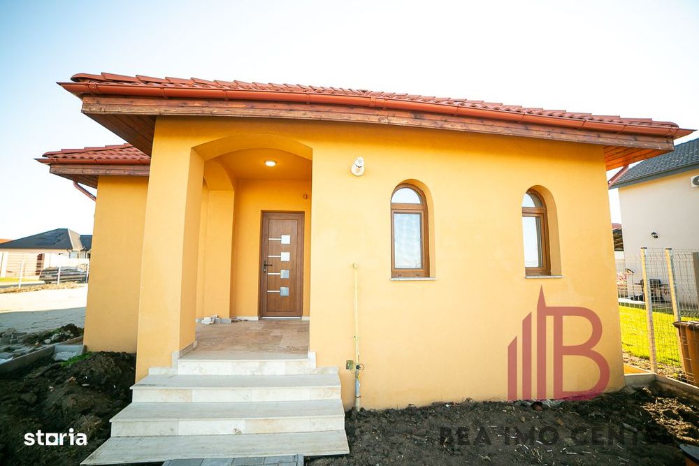 Casă versatilă , ideală atât pentru familie cât și pentru firmă!