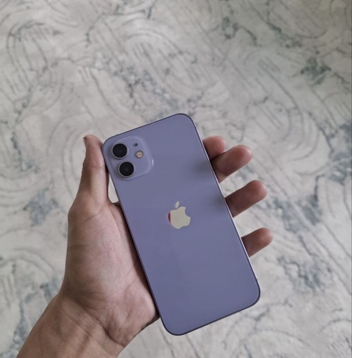Продам iphone 12 64gb