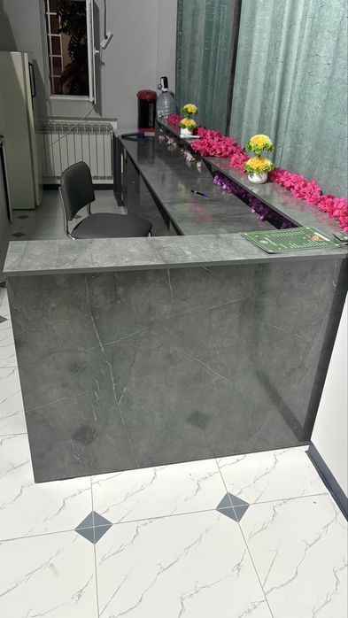 Ofis mebellari resepshn stol va stullar sotiladi