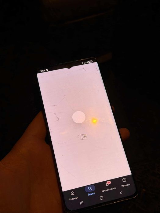 Samsung S21 Ultra рабочем состоянии.