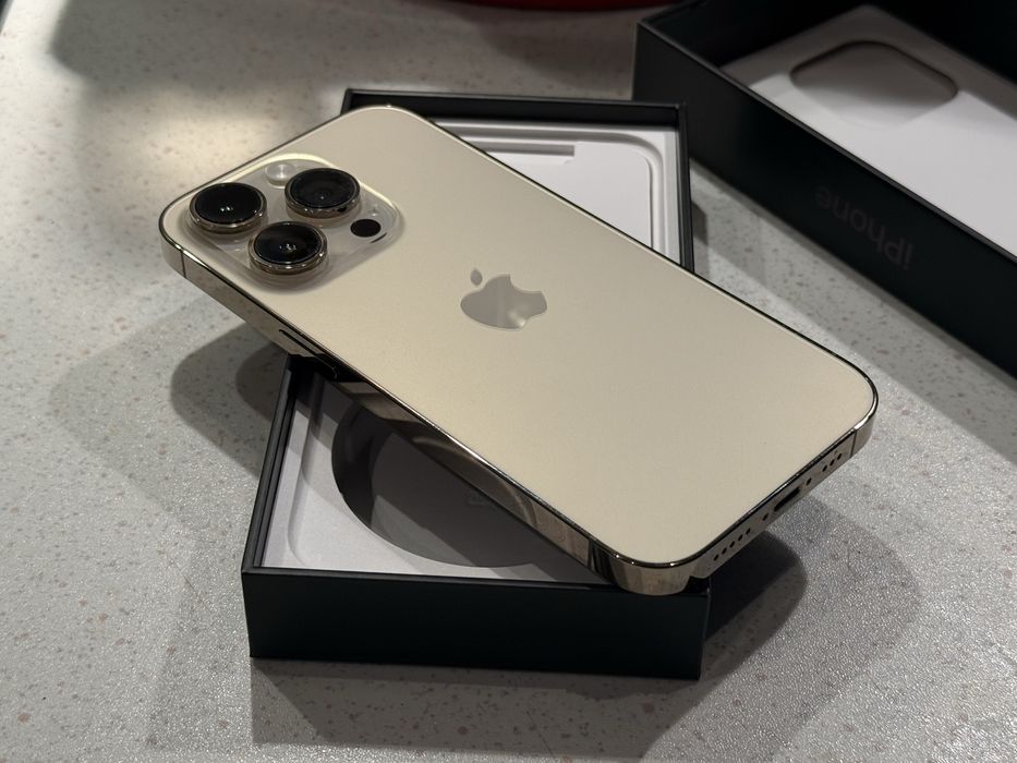 iPhone 14 Pro 256GB Gold – Перфектен, 100% Батерия!