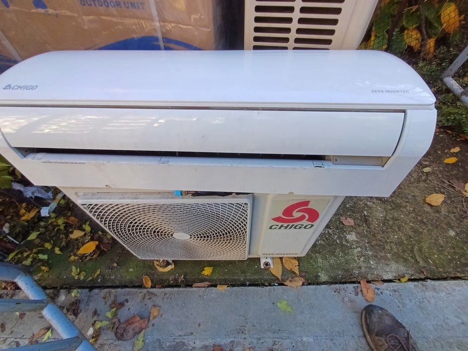 Продавам вътрешни и външни тела за климатици