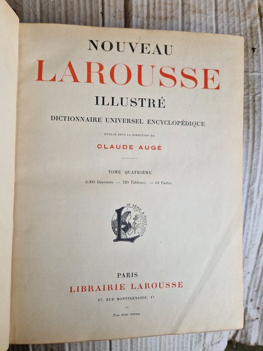 Vând dictionar Noul Larousse ilustrat -6 volume