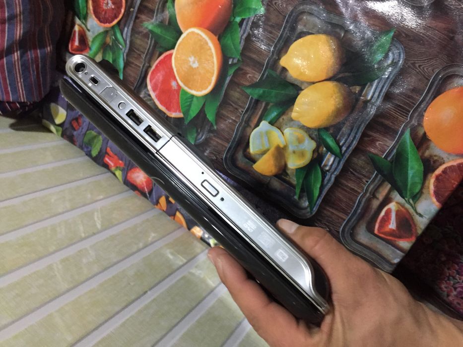 Hp kompyuter srochna sotiladi