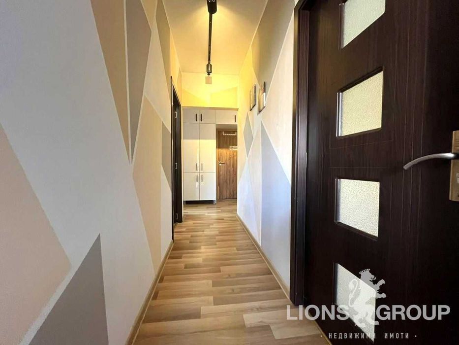 Продава се Тристаен апартамент в Варна, Левски - 78 кв.м за 2481 €/кв.м - Снимка #6